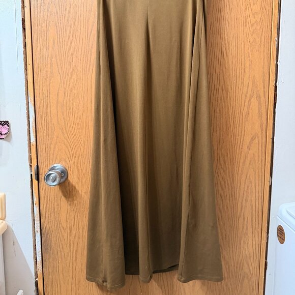 UNQLO Brown Strapless Dress - Picture 2 of 3